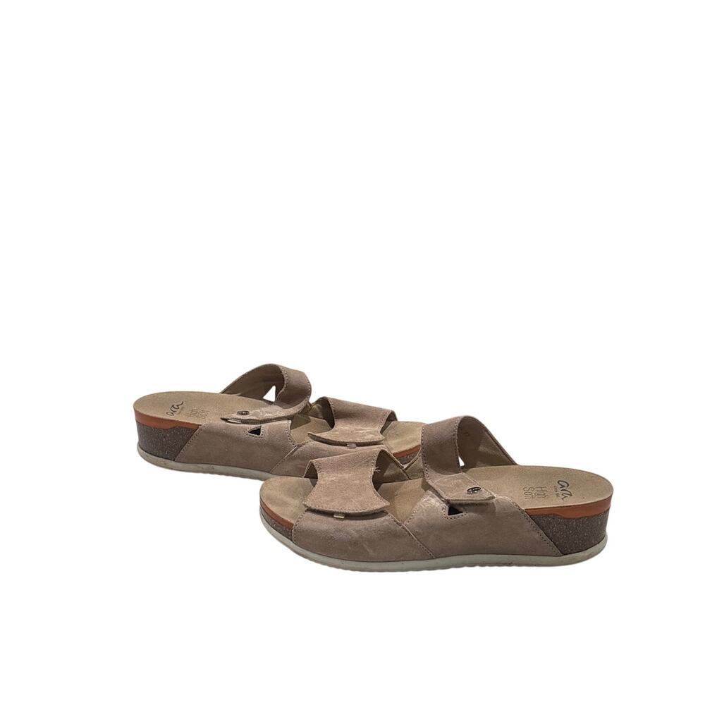 Women’s ara sandals size 9